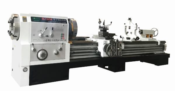 QL1320 অনুভূমিক Cnc লেদ সারফেস রুক্ষতা মেটাল পাইপ থ্রেড মেশিন 1