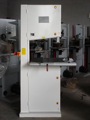 বৈদ্যুতিক কাঠ ব্যান্ডস মেশিন উচ্চ নির্ভুলতা 3HP অনুভূমিক কাঠ করাত