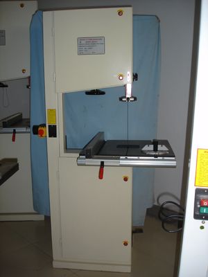 2HP উল্লম্ব উড ব্যান্ড দেখেছি নতুন কন্ডিশন উড মেটাল কাটিং ব্যান্ডস