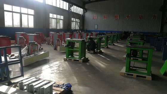 240V বৈদ্যুতিক টেবিল করাত 250mm অটো লুব্রিকেটিং যথার্থ স্লাইডিং টেবিল করাত
