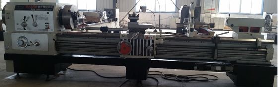 QL1320 অনুভূমিক Cnc লেদ সারফেস রুক্ষতা মেটাল পাইপ থ্রেড মেশিন